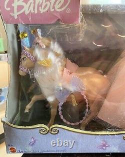 Barbie Princess And The Pauper Royal Carriage Giftset New In Damaged Box RARE