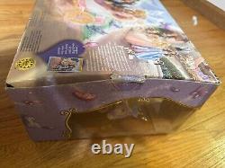 Barbie as the Princess and the Pauper Royal Kingdom Carriage 2004 Sealed RARE