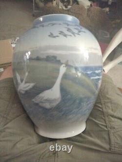 Huge Rare Royal Copenhagen Geese Landscape Ocean Hand Painted Vase