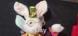 Mark Roberts Easter Royal Rabbit with Egg Medium 23 with tags. Retired-Rare