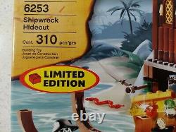 NEW Rare LEGO Pirate Shipwreck Hideout Exclusive Set 6253 ship imperial minifigs