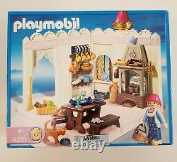 Playmobil Set 4251 2004 Royal Kitchen Magic Castle New Sealed Vintage Nib Rare