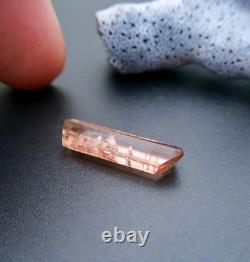 RARE AAAAA SALMON PINK BRAZILIAN IMPERIAL TOPAZ TERMINATED GEM CRYSTAL 5.50cts