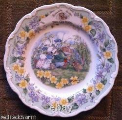 RARE NEW IN BOX HTF ROYAL DOULTON Brambly HEDGE CHINA PLATE THE OUTING