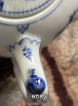 RARE Royal Copenhagen Blue Fluted Half Lace Teapot Stored Unused PERFECT