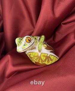 RARE Royal Crown Derby England Frog Skip Paperweight Figurine