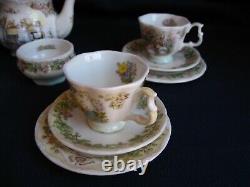 RARE! Royal Doulton Brambly Hedge Collection Full Miniature Tea Set 16 items