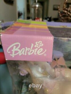 Rare Barbie The Princess and the Pauper Royal Kingdom Carriage 2004. New in box