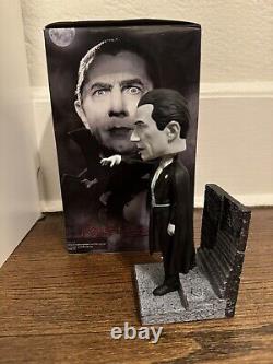 Rare Dracula Bela Lugosi Royal Bobbles Bobblehead Black White Halloween Horror