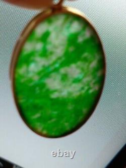 Rare Vintage Jadeite Imperial Green, Genuine Oval Pendant, 18k Yellow Gold #SG14