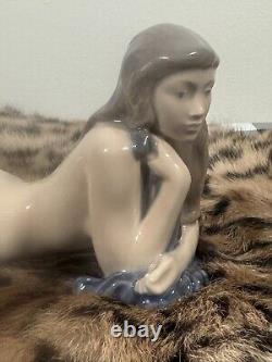 Rare Vintage Royal Copenhagen Nude Girl Laying Down #4704