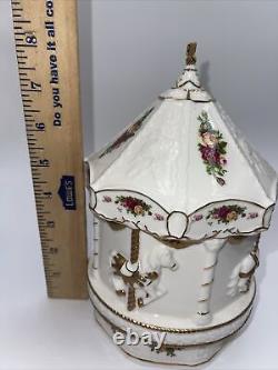 Royal Albert Old Country Roses Carousel Musical Sleeping Beauty Tchaikovsky RARE