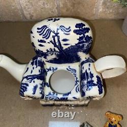 Royal Doulton Cardew Real Old Willow Royal Albert Winter Chair Teapot New Rare