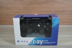 Sony PS4 Persona 5 Limited Edition Black Controller The Royal RARE NEW