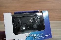 Sony PS4 Persona 5 Limited Edition Black Controller The Royal RARE NEW