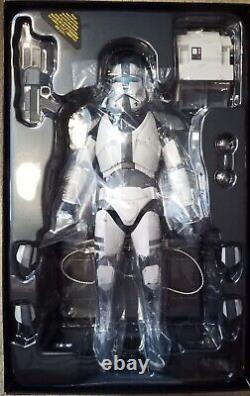 USB POWER! RARE! NEW MINT! Hot Toys Imperial Commando Bad Batch TMS128 (US)